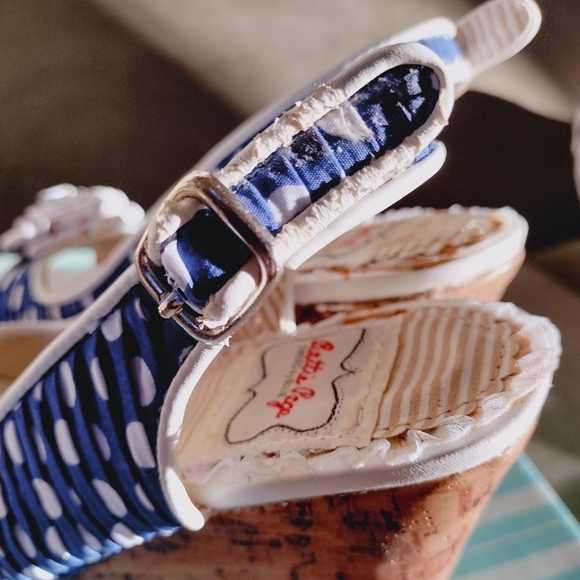 Bettie Page Wedges, 5, Navy - Picture 7 of 9